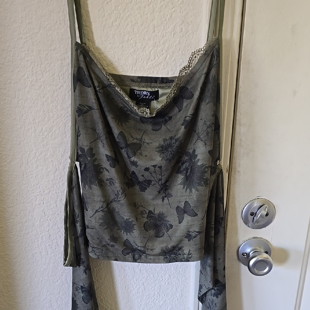 Thorn And Fable Cropped Green Blouse